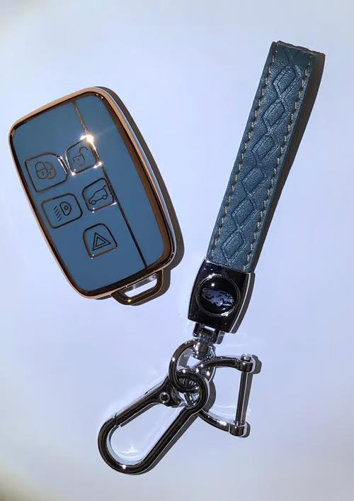 Sam's Accessories Key fob cover with Keychain for Land Rover | Range Rover, Freelander, Evoque, Discovery key fob case | land rover accessories